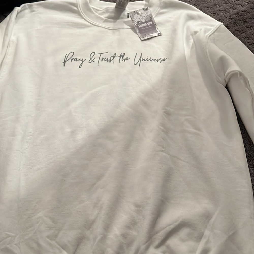 WHITE CREWNECK - Picture 2 of 3
